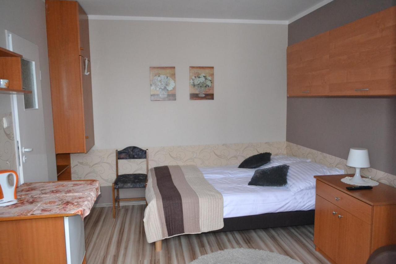 Siodemka Habitación en casa particular